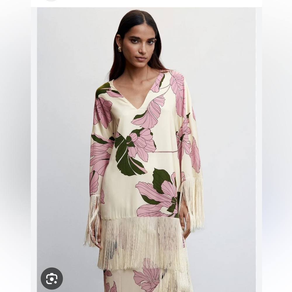NWT Floral tunic with fringe detail